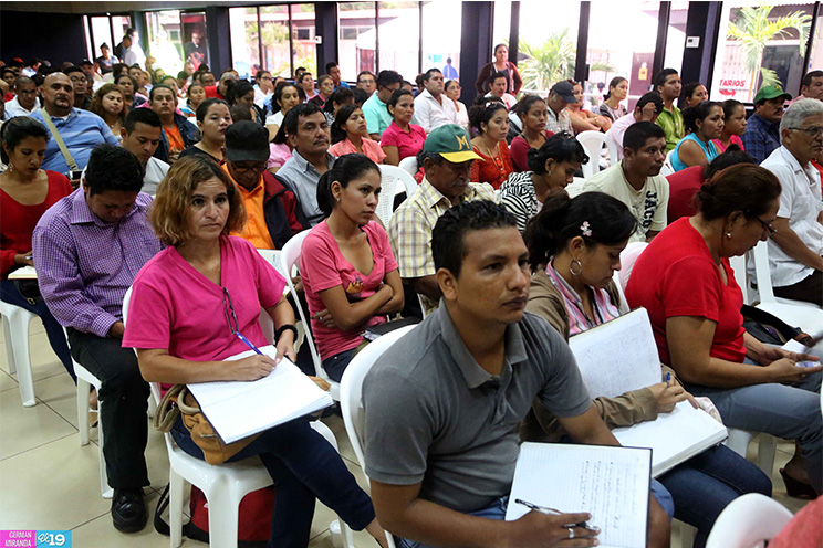 Expertos capacitan a líderes comunitarios e institucionales en temas ambientales