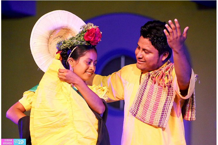 Artistas de la danza rinden homenaje al General Sandino en conmemoración de su natalicio