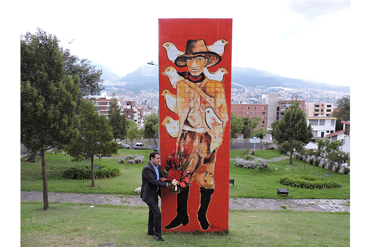Rinden homenaje a Sandino en Quito