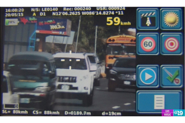 Policía de Tránsito prueba nuevos dispositivos para detectar a infractores