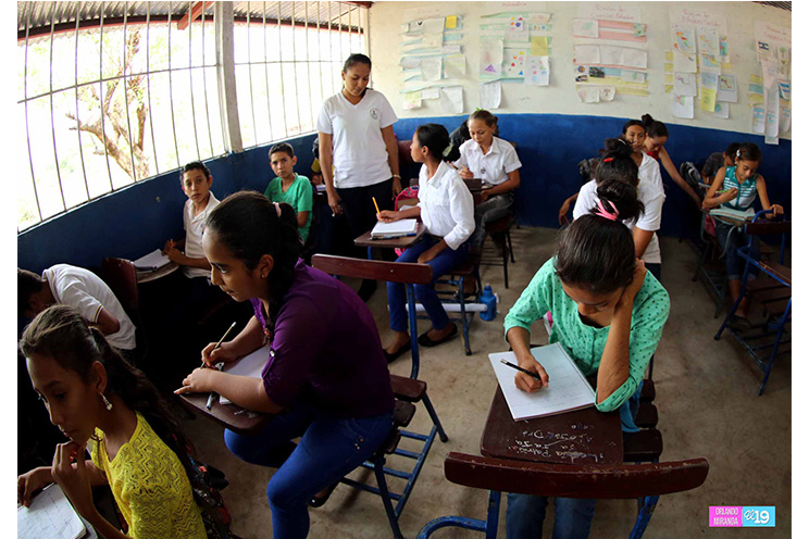 Secundaria rural impulsa los sueños de los jóvenes