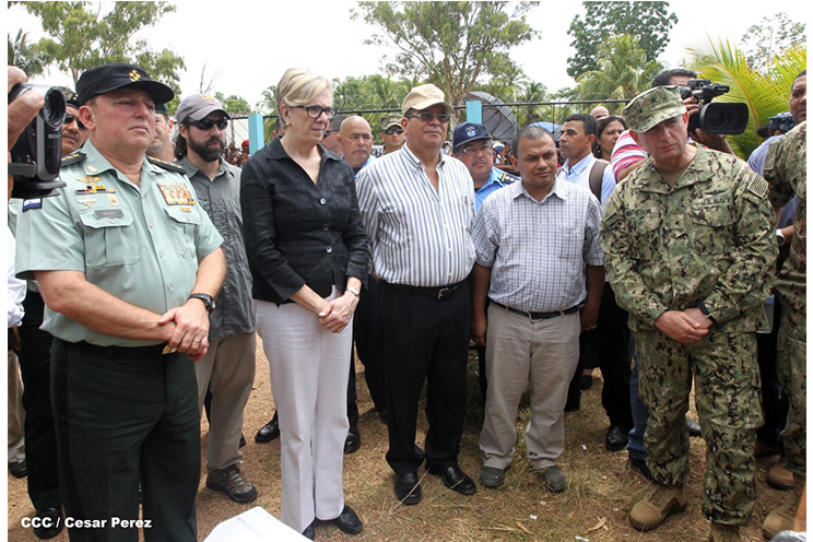 Brigada Humanitaria del USNS Confort atiende a comunidades del Caribe
