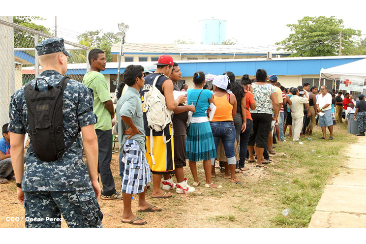 Brigada Humanitaria del USNS Confort atiende a comunidades del Caribe