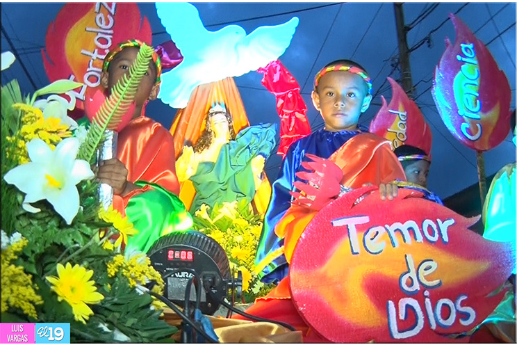 Católicos de Masaya celebran la venida del Espíritu Santo con la vigilia de Pentecostés