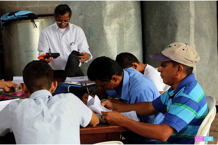 Escuelas de oficio garantizan certificación a técnicos empíricos