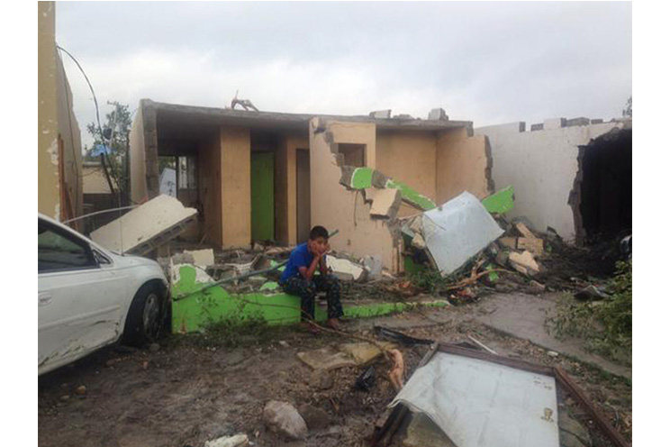 Violento tornado provoca víctimas y daños en México
