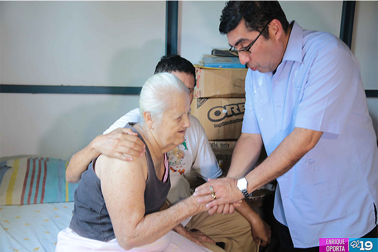Madres reciben con alegría mensaje de amor y esperanza del Presidente Daniel y Rosario