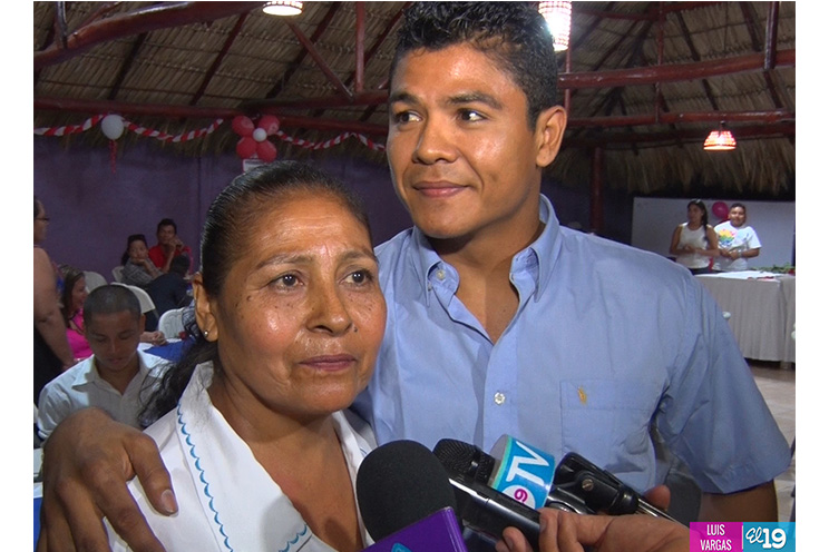 Movimiento Alexis Argüello festeja a madres de deportistas
