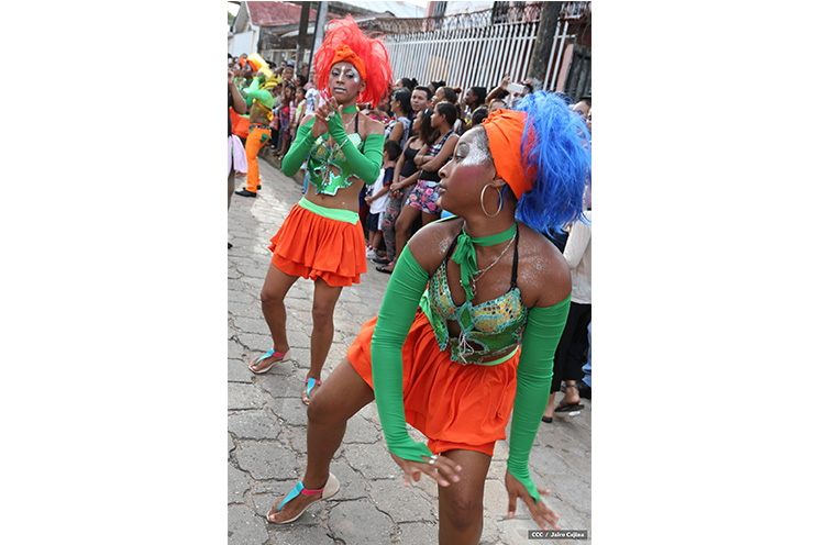 Bluefields celebra Mayo Ya
