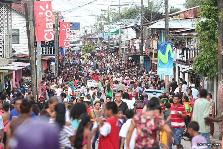 Bluefields celebra Mayo Ya