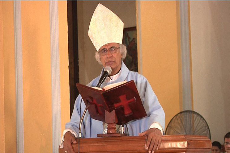 Cardenal Brenes y Arquidiócesis de Managua peregrinan en homenaje a la Madre del Cielo  