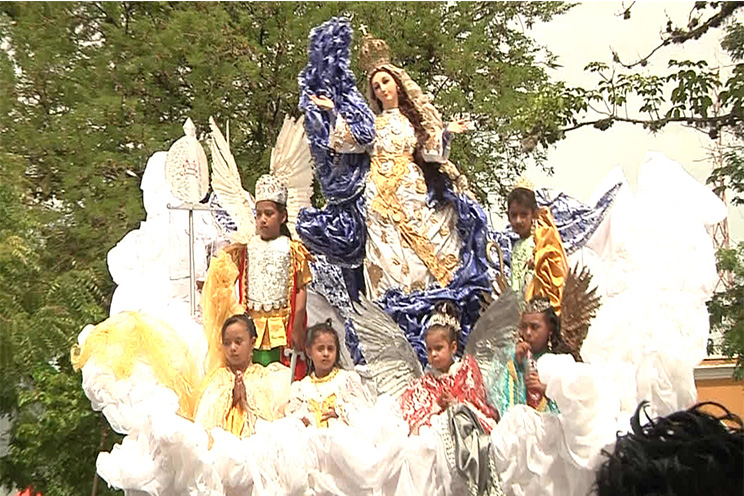 Cardenal Brenes y Arquidiócesis de Managua peregrinan en homenaje a la Madre del Cielo  