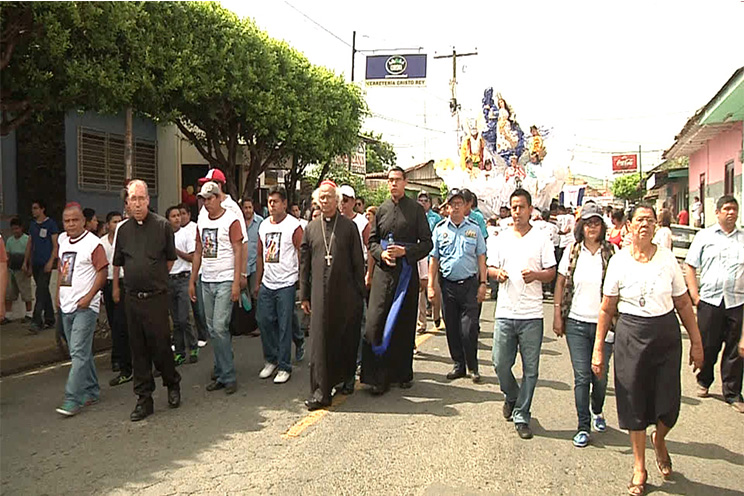 Cardenal Brenes y Arquidiócesis de Managua peregrinan en homenaje a la Madre del Cielo  