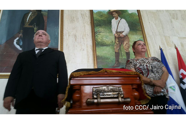 Nicaragua le rinde homenaje a la compañera María Elena Guerra