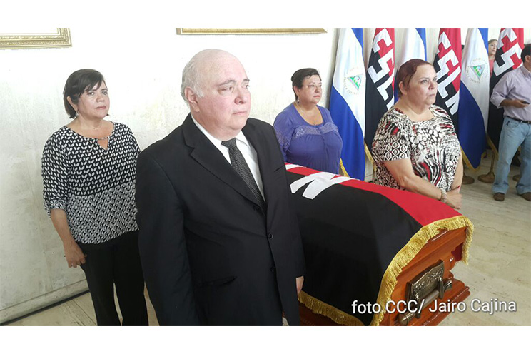 Nicaragua le rinde homenaje a la compañera María Elena Guerra