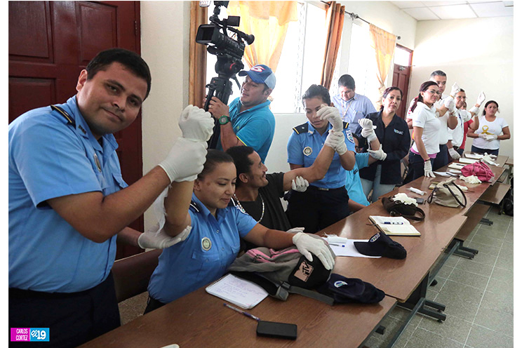Servidores públicos aprenden técnicas de Primeros Auxilios