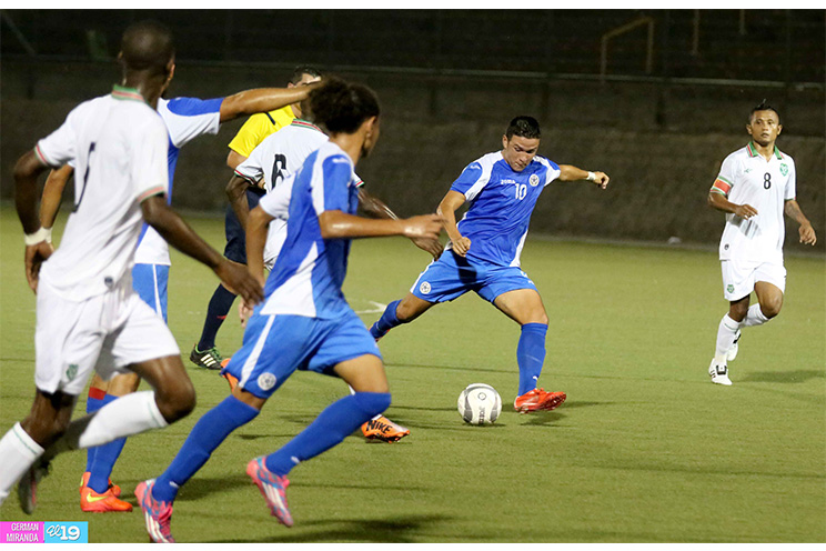 Nicaragua gana 1-0 a Surinam