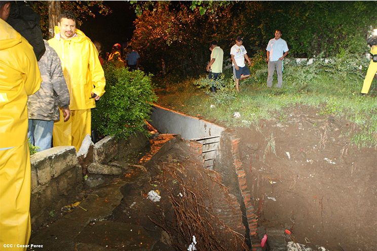 Lluvias de este martes causan afectaciones en 11 barrios