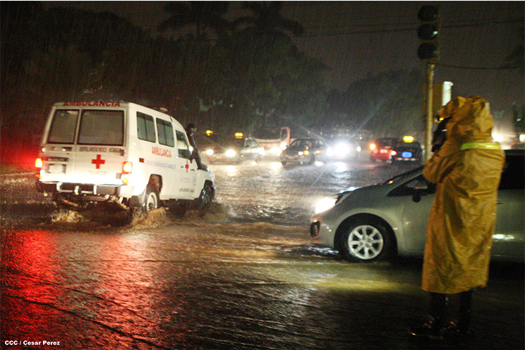 Lluvias de este martes causan afectaciones en 11 barrios