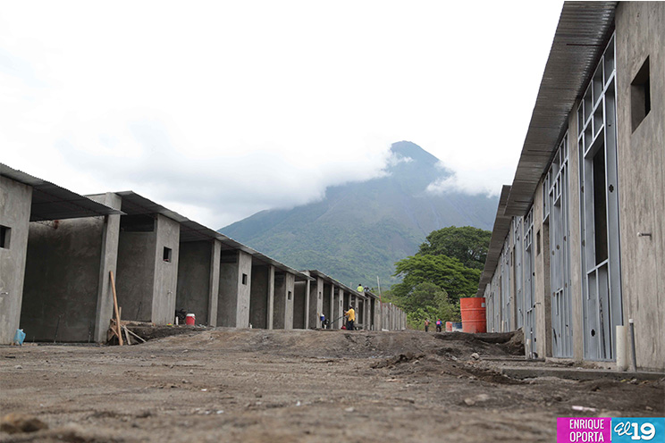 Gobierno avanza en construcción de viviendas en Ometepe 