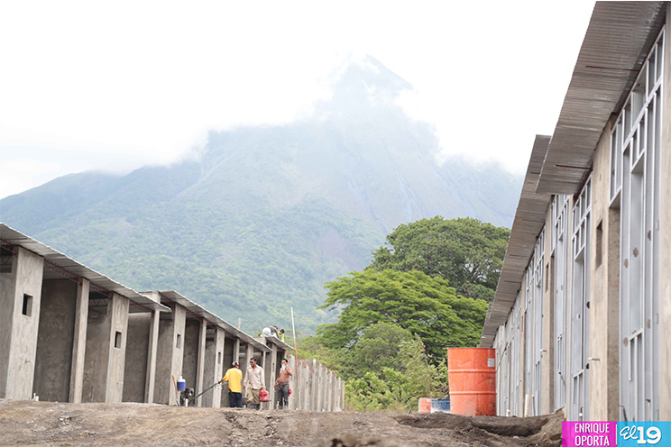 Gobierno avanza en construcción de viviendas en Ometepe 