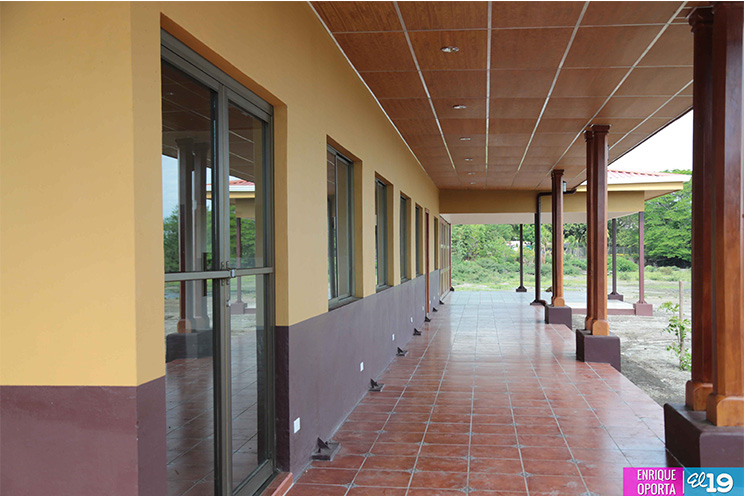 Ometepe cuenta con nueva y moderna terminal portuaria