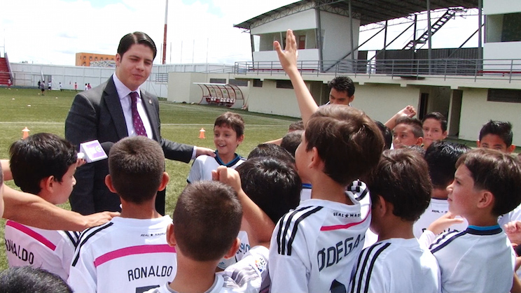 Director de la Fundación Real Madrid visita Escuela Socio Deportiva en Estelí