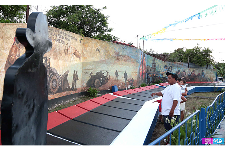 Colina 110 conmemora a sus Héroes y Mártires