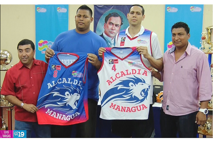 Alcaldía abandera a seleccionados de boxeo, béisbol y baloncesto