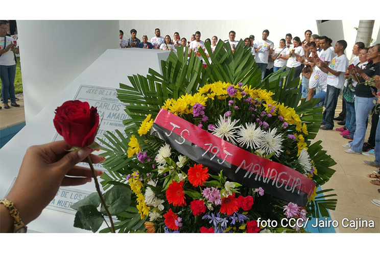 Rinden homenaje al Comandante Carlos Fonseca Amador