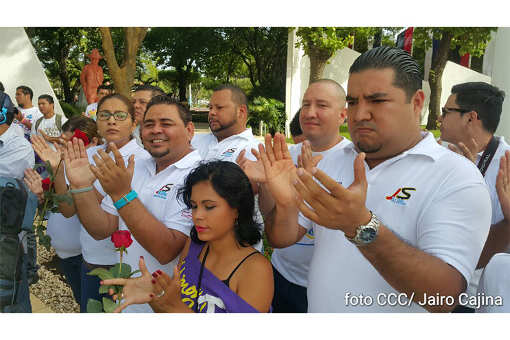 Rinden homenaje al Comandante Carlos Fonseca Amador