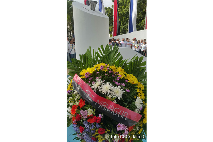 Rinden homenaje al Comandante Carlos Fonseca Amador