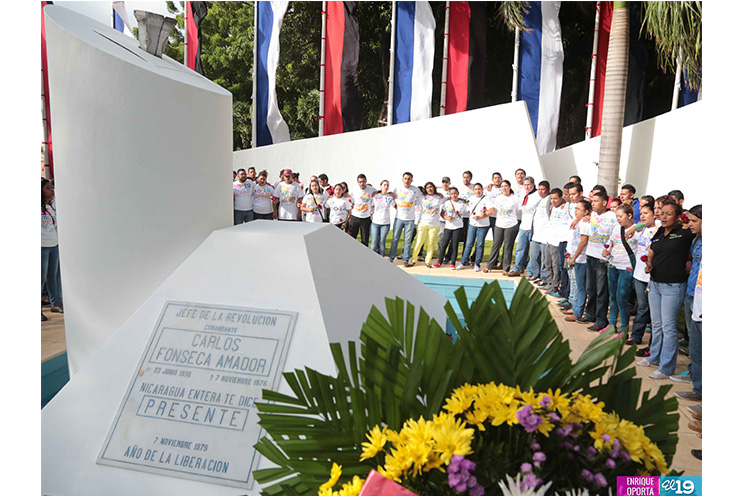 Rinden homenaje al Comandante Carlos Fonseca Amador