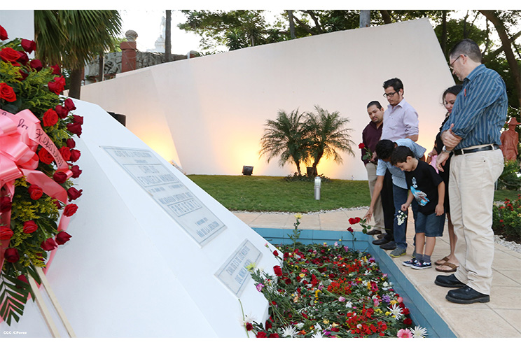 Carlos Fonseca Terán: El Comandante Carlos Fonseca va a estar presente siempre entre nosotros