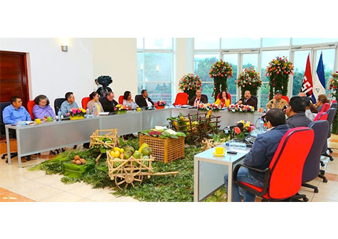 Presidente Daniel presenta Plan de Producción, Consumo y Exportación 2013