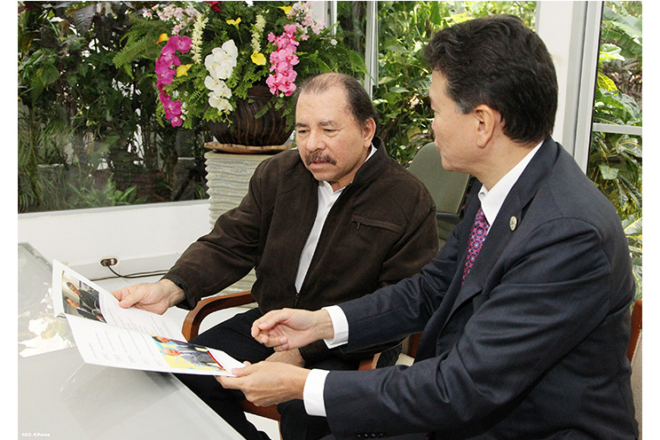 Daniel se reúne con Presidente del FIDE
