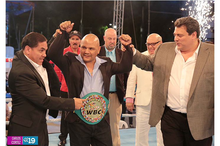 Velada boxística en homenaje al tricampeón Alexis Argüello