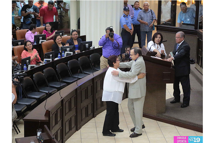Asamblea Nacional elige a Judith Silva como nueva magistrada del CSE