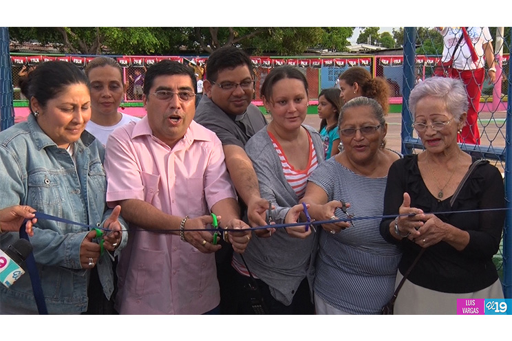 Mimados de la Revolución estrenan parque en el histórico Barrio Monseñor Lezcano