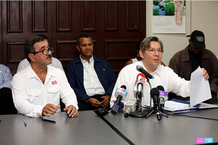 MTI firma contrato para construcción de carretera que unirá a Bluefields con el resto del país