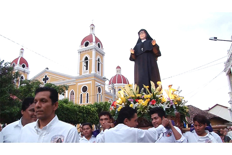 Granadinos conmemoran 38 aniversario de fallecimiento de Sor María Romero