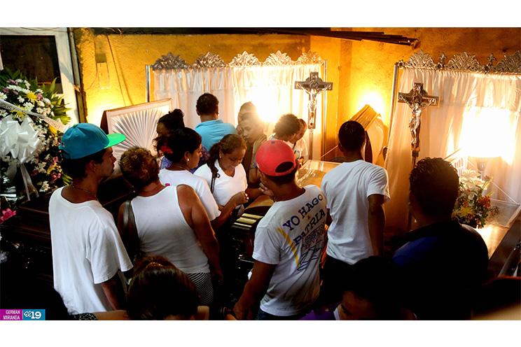 Familiares de fallecidos agradecen solidaridad del pueblo cristiano y de autoridades de gobierno