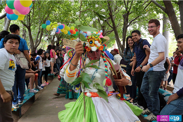 Movimientos juveniles de la UCA celebran el Día de la Alegría