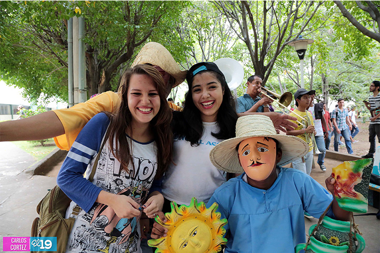 Movimientos juveniles de la UCA celebran el Día de la Alegría