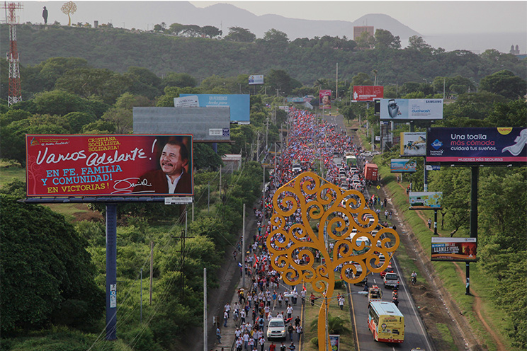 Familias y Juventud protagonizan Gran Caminata de la Alegría (FOTOS y VIDEO)