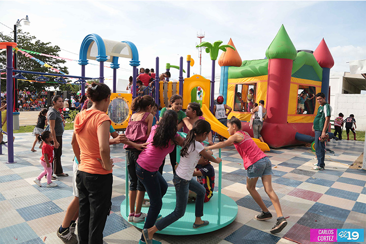 Niñez celebra el Día de la Alegría con rehabilitación del parque en el barrio Nueva Libia