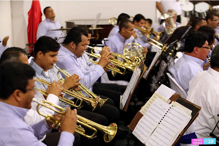 Bandas sinfónicas de Nicaragua y México se lucieron en el Palacio Nacional