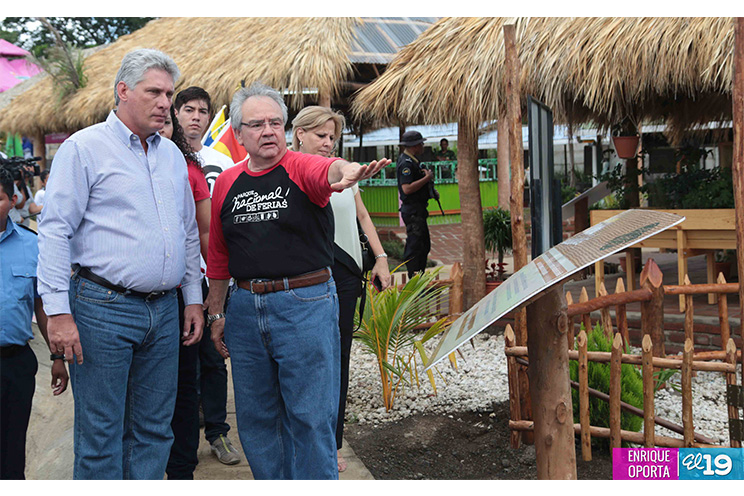 Primer Vicepresidente de Cuba y los Cinco héroes recorren Parque Nacional de Ferias