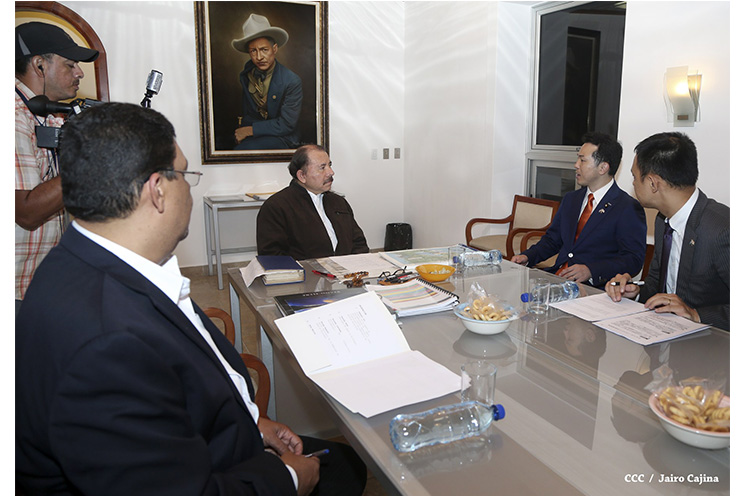 Presidente Daniel se reúne con vicecanciller de Japón, Takashi Uto