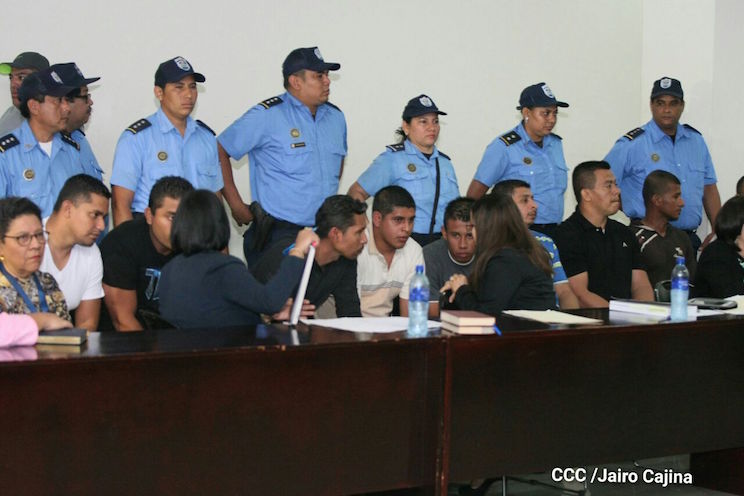 Comienza audiencia inicial para policías involucrados en tragedia de Las Jagüitas